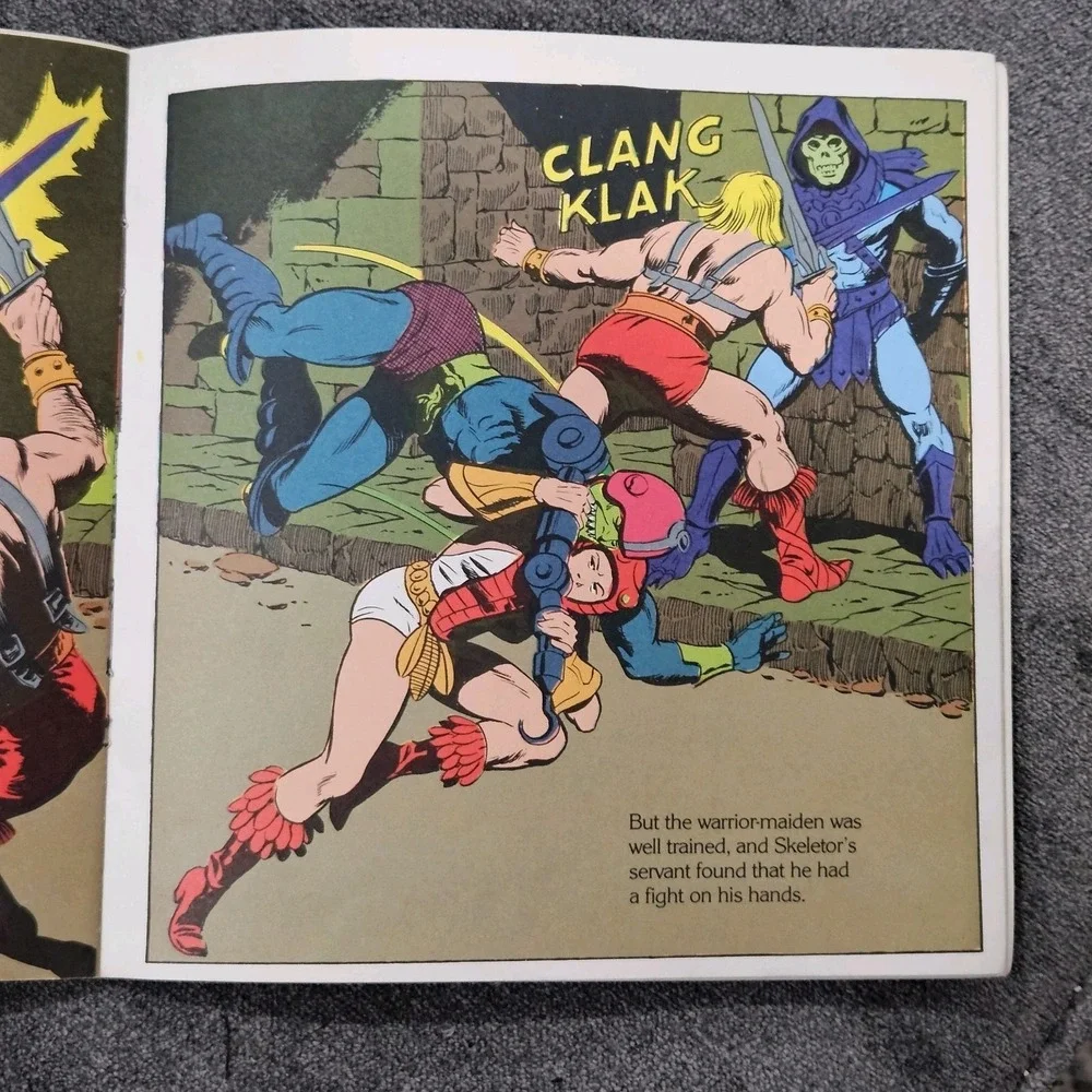 Vintage Masters‎ of the Universe Caverns of Fear 1983 He-Man Skeletor Book